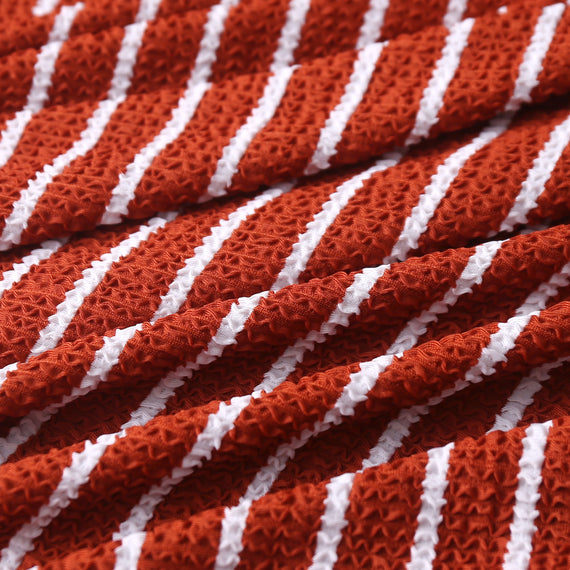 Wave striped dynamic jacquard fabric, polyester elastic swimsuit, swimsuit fabric, knitted polyester ammonia staircase fabric